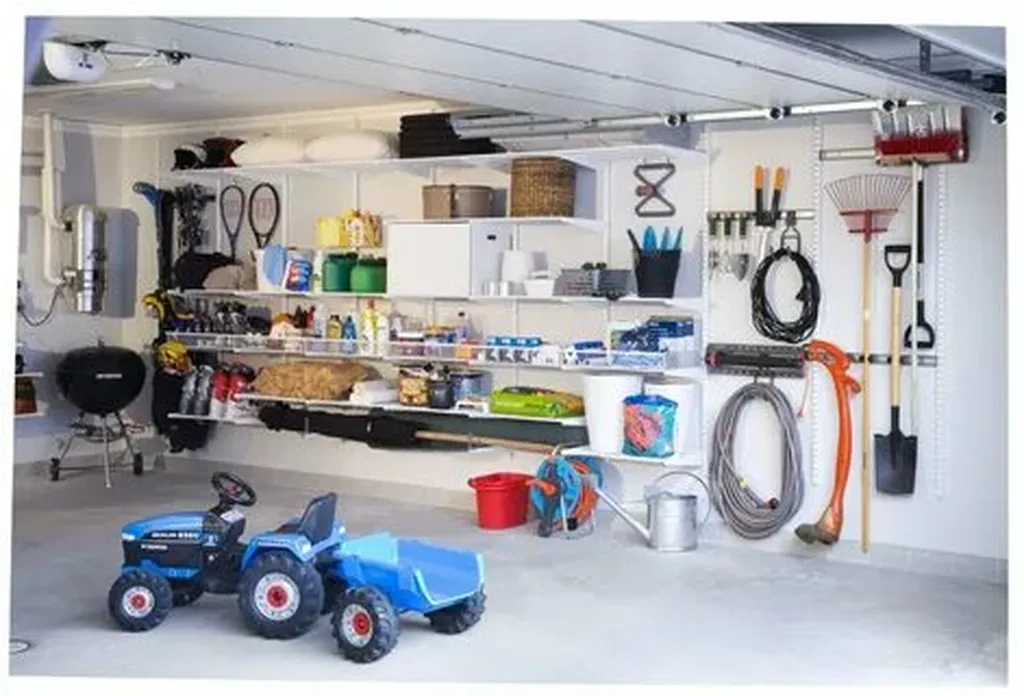 Maximize Your Home's Value and Appeal with Top-Quality Garage Renovations in Balm, FL