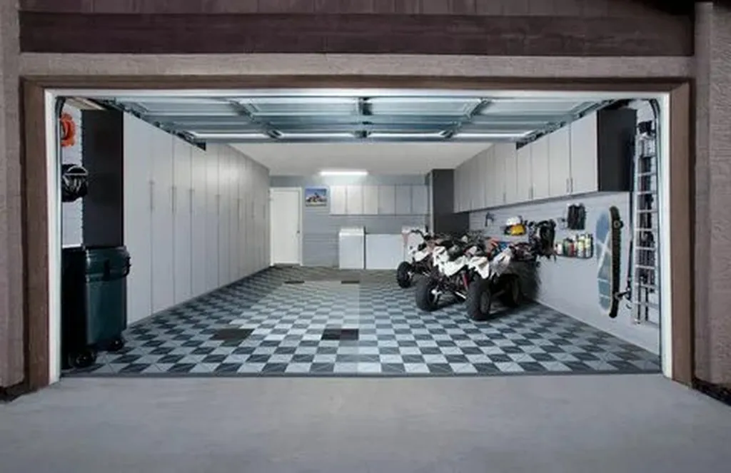 Maximize Storage ​Space with Custom​ Shelving Solutions