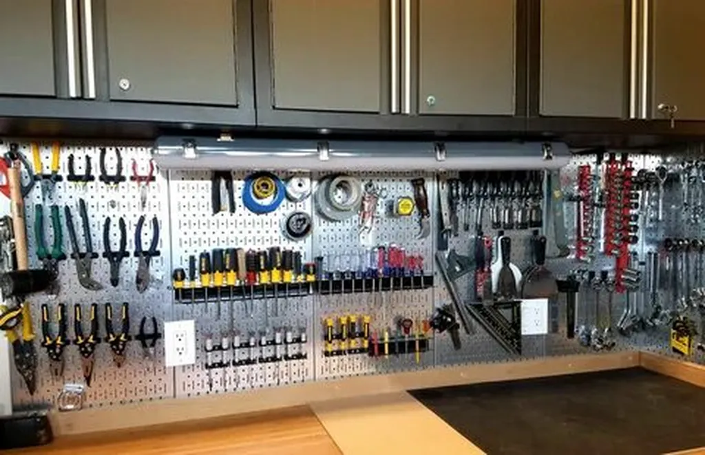 Why Hire Garage Makeover Specialists in Fort Myers Beach, FL?