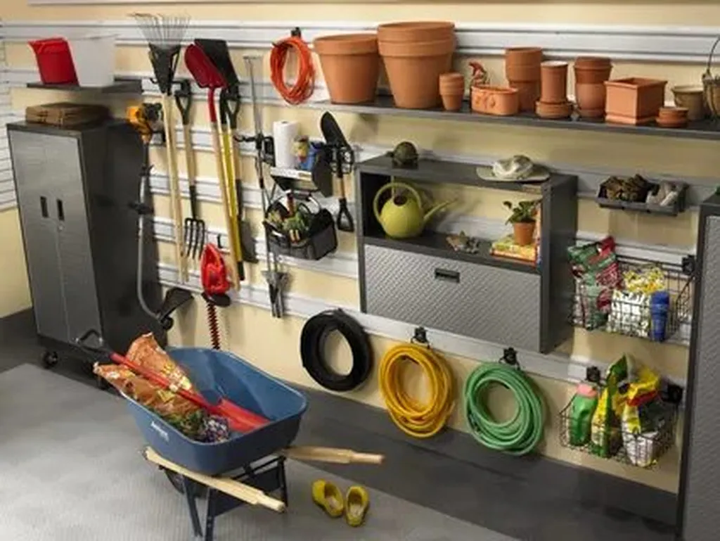 Enhance Your Home's Value‌ with Stylish Garage Flooring Options