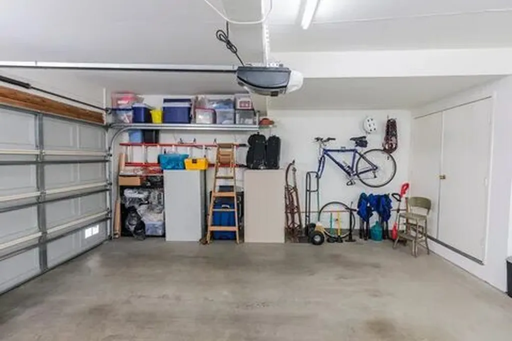 - ‌Factors influencing ‍the cost​ of garage remodeling