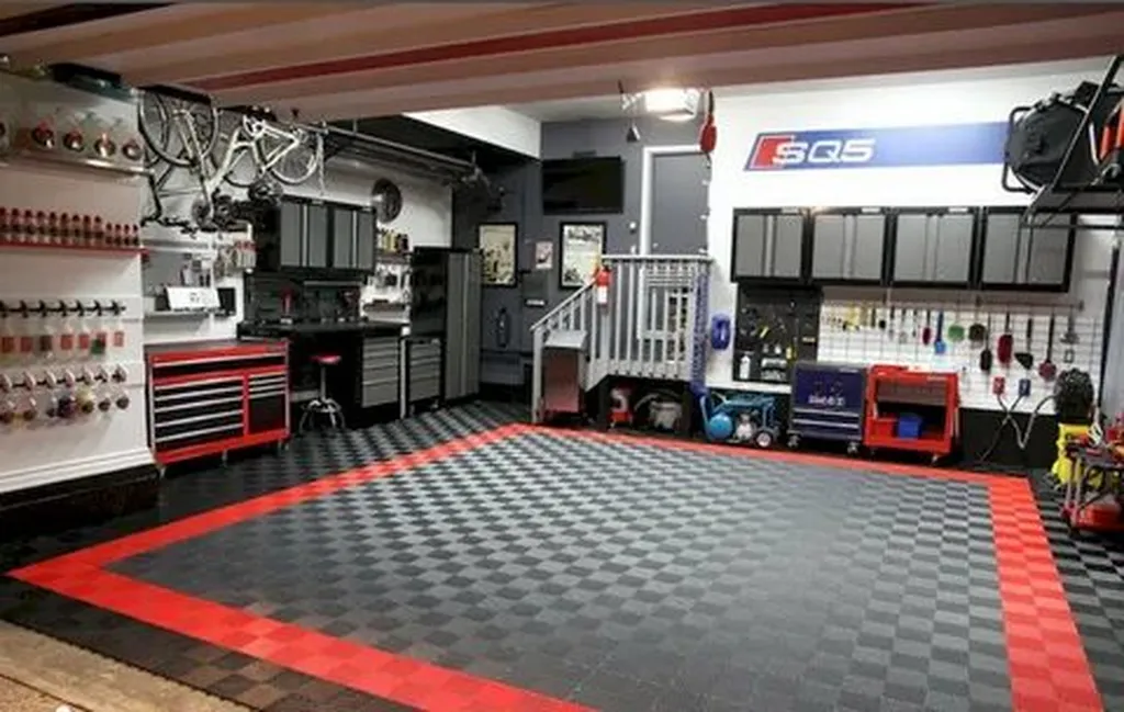 Maximizing Space and Functionality with Garage Remodeling in Captiva, FL