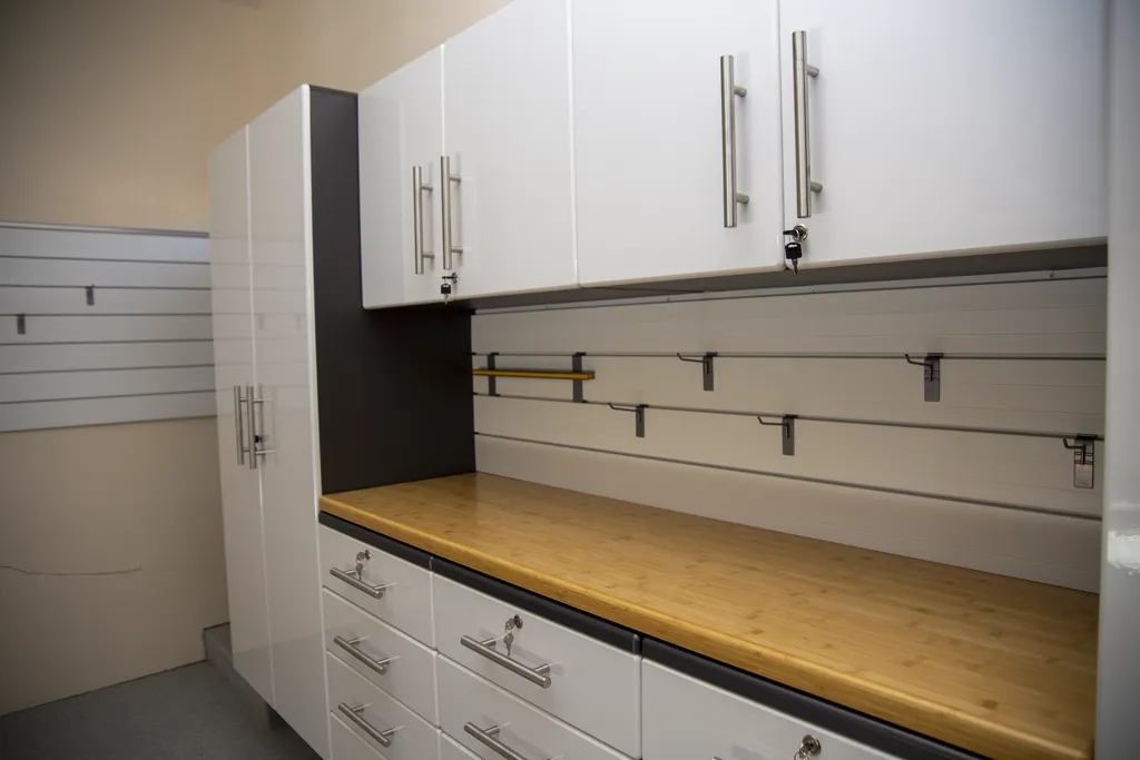 Maximize Space and Organization with Safety Harbor FL Garage Cabinets
