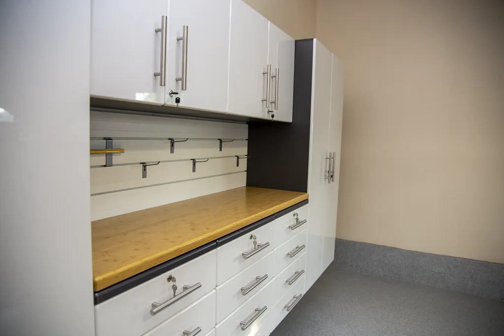 1. Understanding the Key Factors​ That Influence ​Garage Remodeling Costs