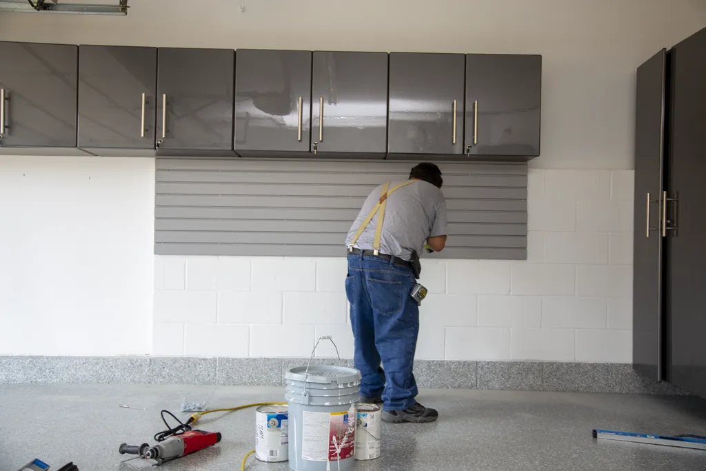 - Maximize ⁣Storage Space:⁣ Clever⁢ Solutions for Organizing Your Garage