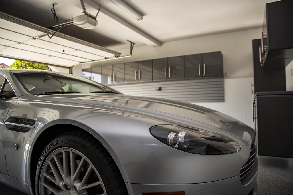 Create a Cozy Entertainment Zone in Your Garage