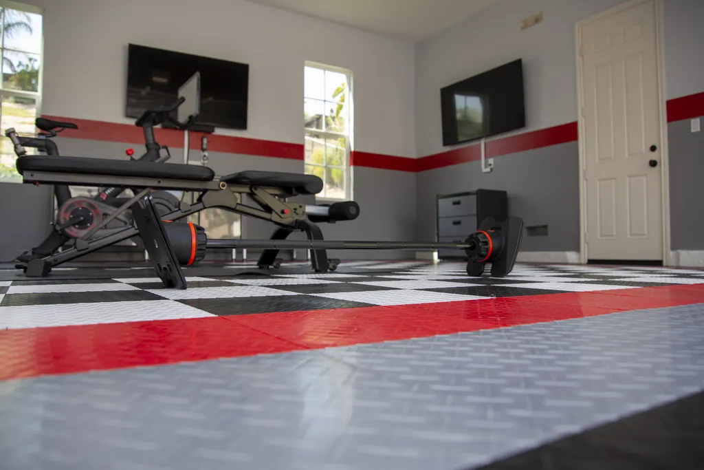 - Efficiently Organize Your Garage with‍ Custom Shelving Solutions