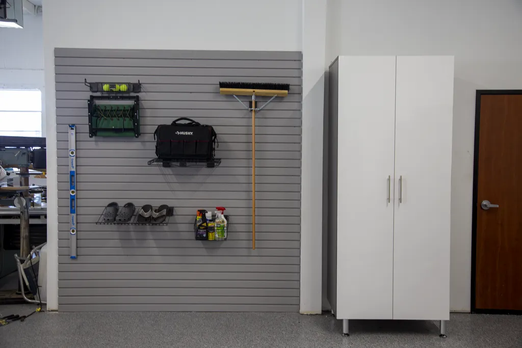 Elevating Style: Tips for​ Designing a Modern Garage Aesthetic