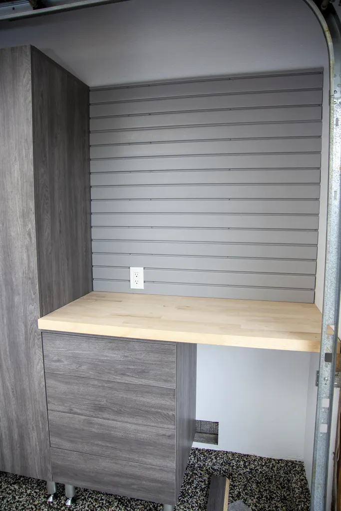 Maximize Functionality and Organization with Tailored Cabinetry‍ Solutions‍ by⁢ Coastline Garage