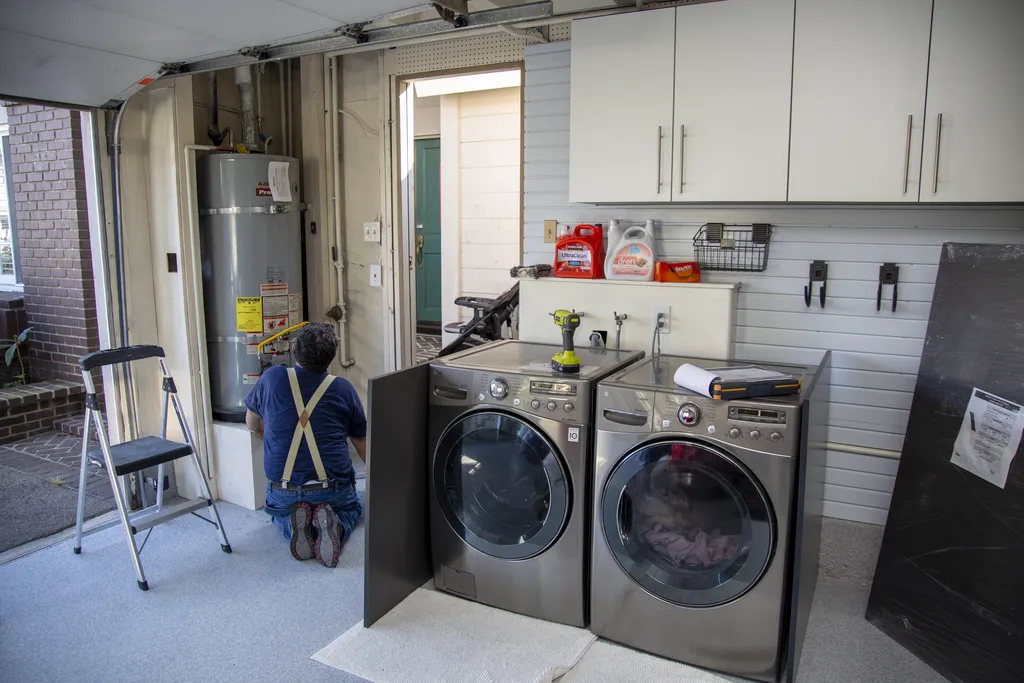 Maximize Storage⁢ and Functionality with Sun City, FL Garage Renovations