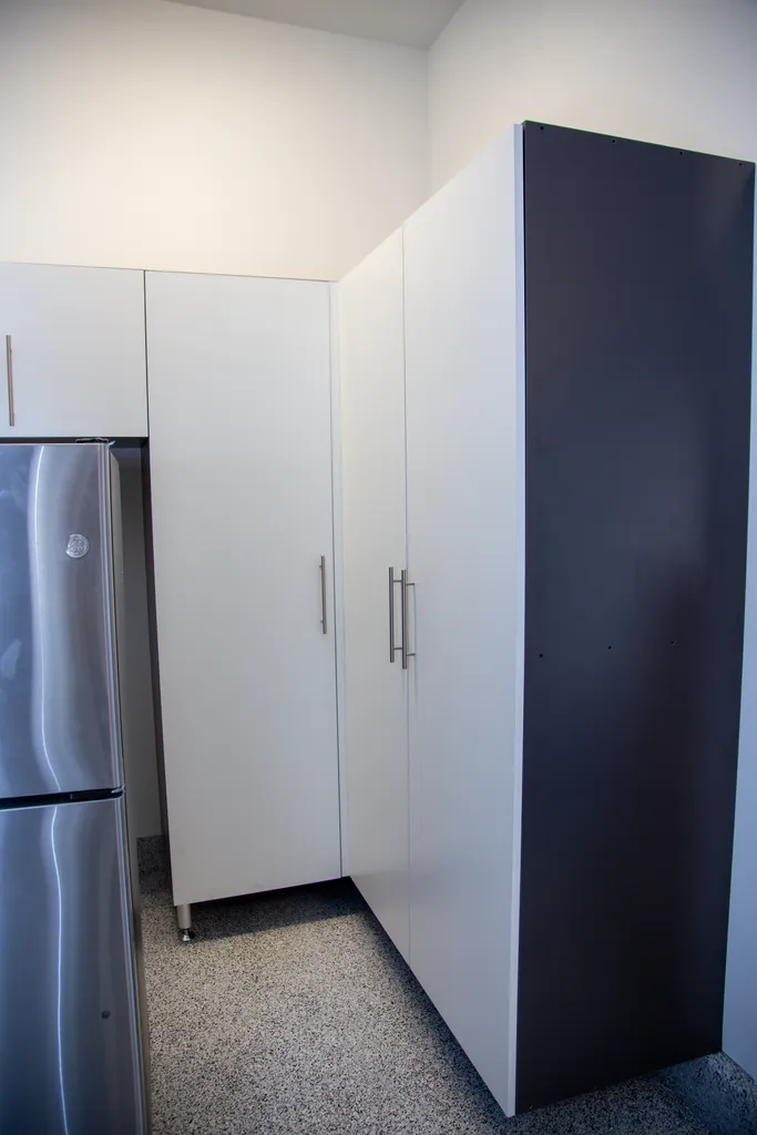 - Efficiently Utilize Every Inch of Your Space with Gulfport FL ⁢Statwall Shelving