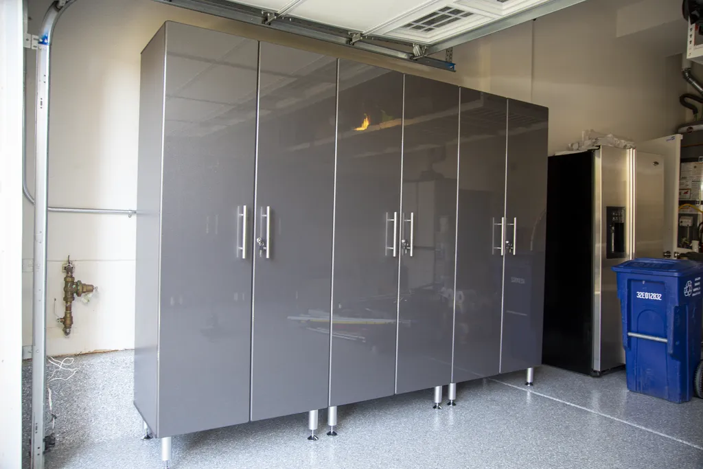 Maximize Space and Functionality in Your Garage Remodel