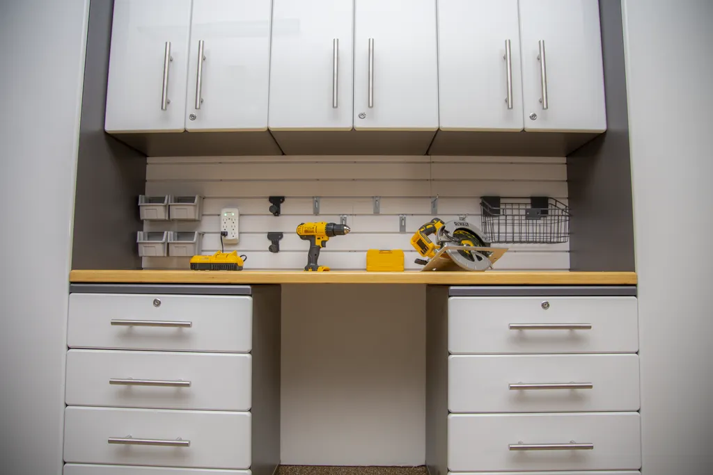 - Enhance Your Organizational Potential with South Pasadena FL Statwall Shelving
