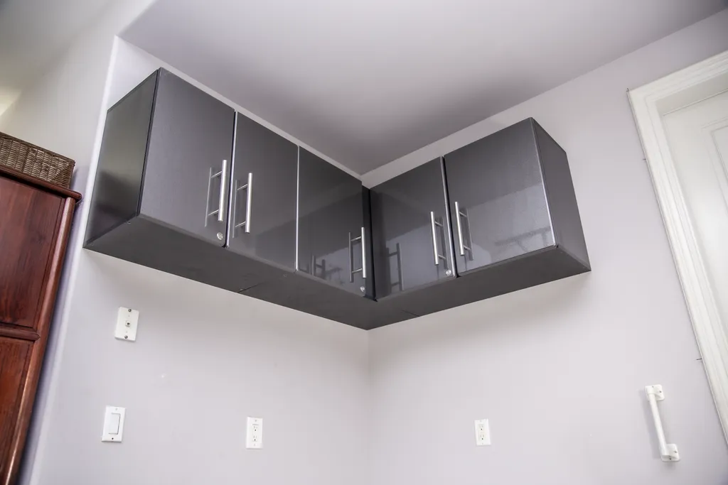 Maximize Storage Space with Custom‍ Garage Cabinets