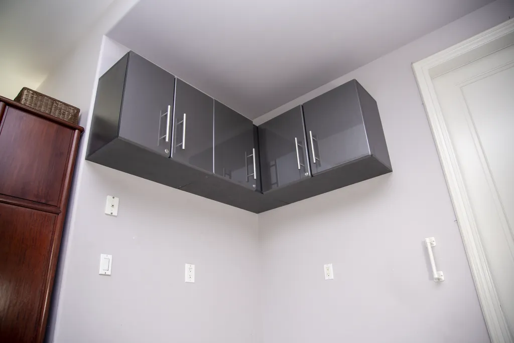 Maximize Space Efficiency and Functionality in Your Pinellas FL Home with Statwall Shelving