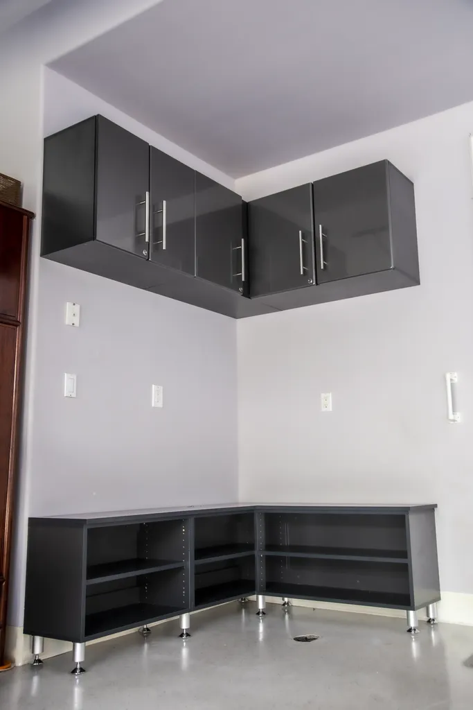 Upgrade Your Garage Flooring for a Stylish and Practical Space: Discover the Benefits of Durable Balm FL Garage Flooring