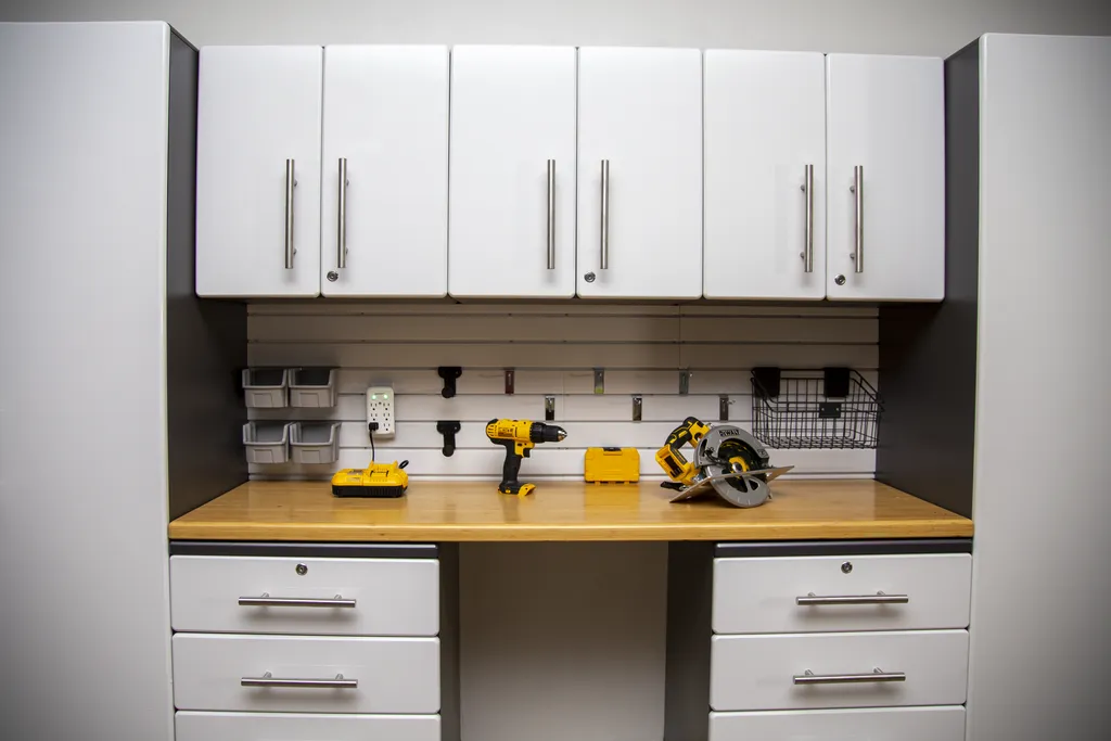 Experience Top-Quality Craftsmanship and Seamless Project Management