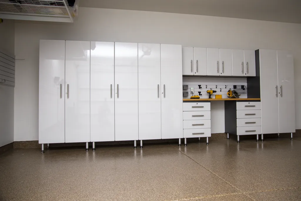 Say Goodbye to Garage Clutter: The Ultimate Solution for Nokomis FL Residents!