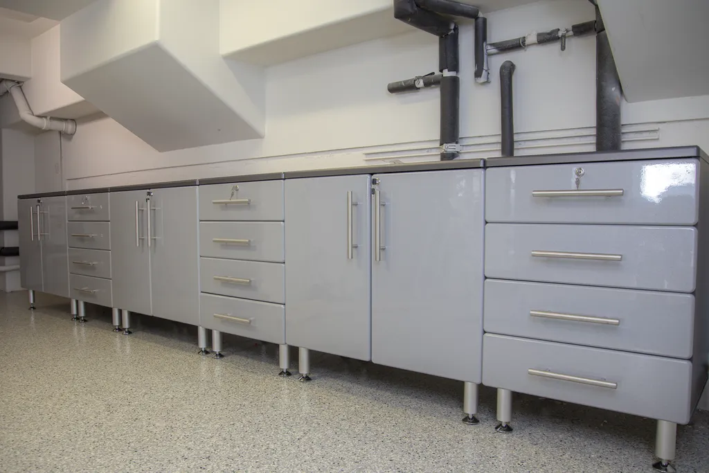 Transform Your Cluttered Garage Into an Organized⁢ Oasis