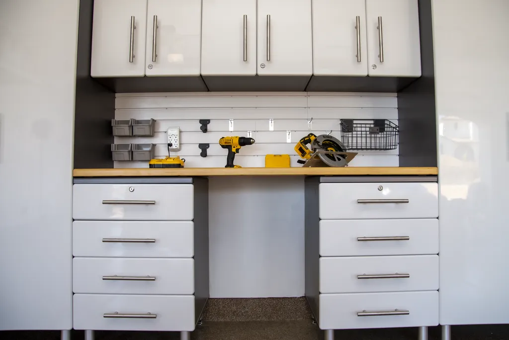 Utilize Vertical Space ⁢for Efficient Storage Solutions