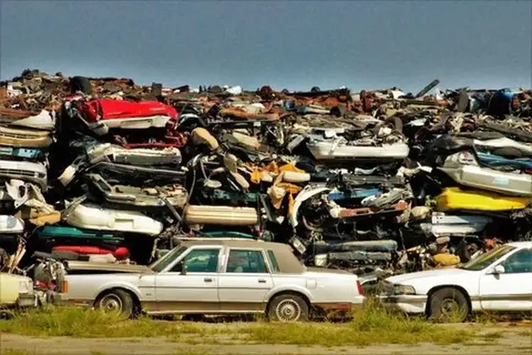 Detailed⁤ Insights into Selling ​Your ‍Unwanted Vehicle in FL for⁢ Cash