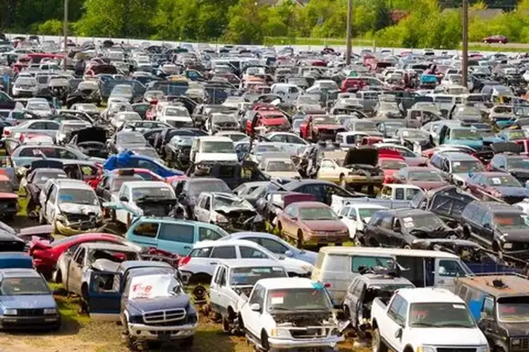 Streamline the Process and Get Top Cash for Your Unwanted Vehicle in Skokie!