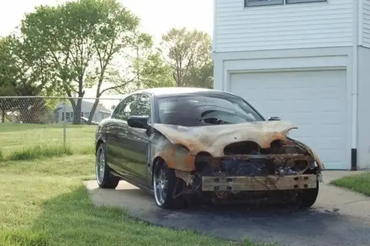 How to Determine if Your Car is Worth Selling to a Junkyard