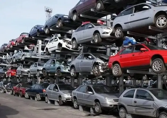 Researching ⁣Local ⁤Junk Car Buyers