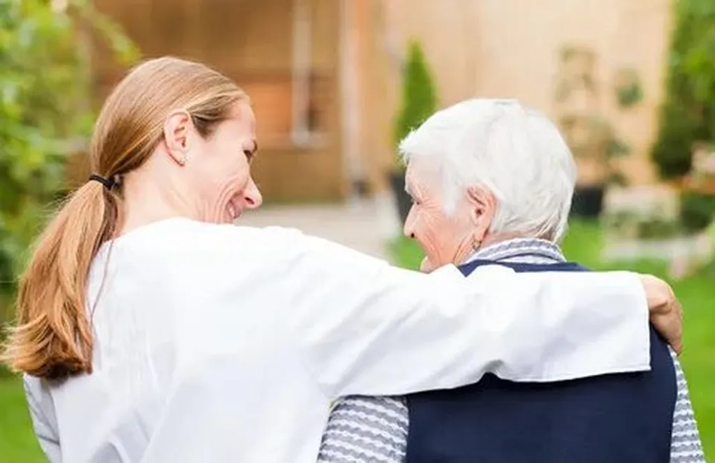 Key Features to Consider When Choosing Mobility Aids
