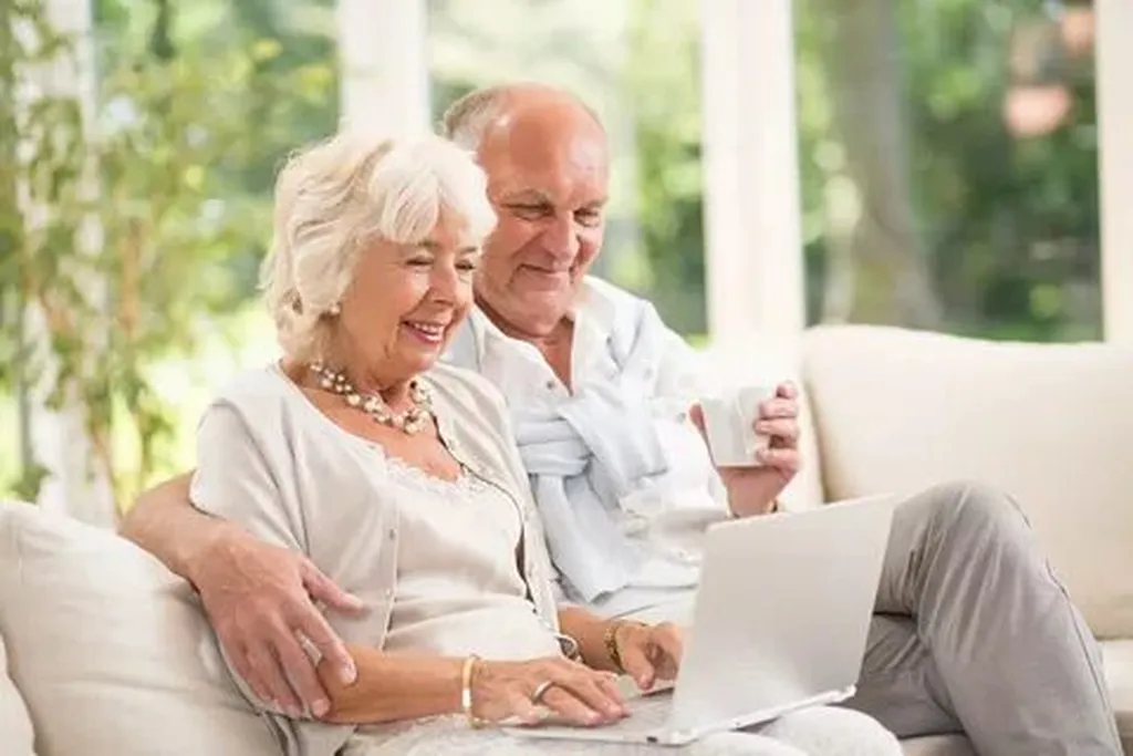 Factors to Consider When Buying a Transport Chair for Personal Use